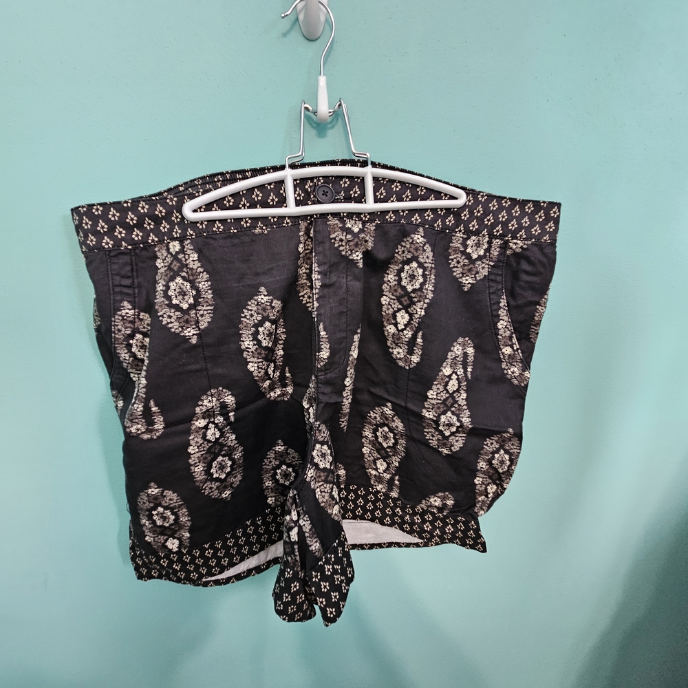 Knox Rose Black and Cream Patterned Blouse